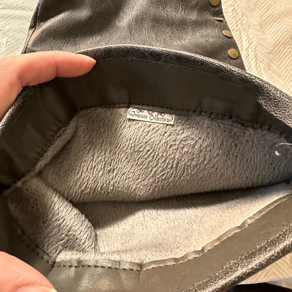 Journee collection boots with soft fleece lining size 8 - Picture 5 of 5